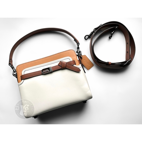 Sold - Picture 3 of 11